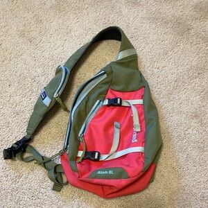 Patagonia Atom Sling Bag